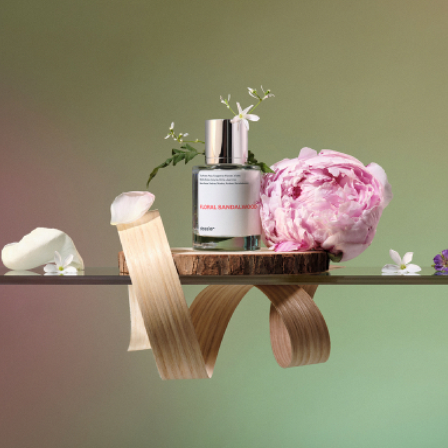 Amyris by Maison Francis Kurkdjian Dupe Dupe Perfume: Floral Sandalwood - Dossier Perfumes - Image 2